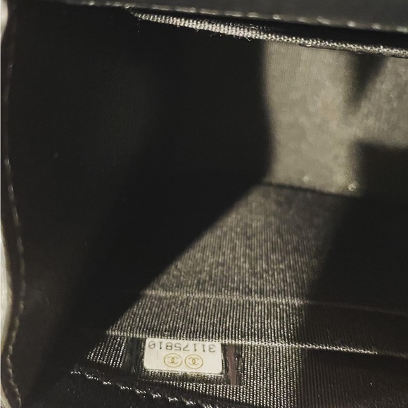 CHANEL Lambskin Quilted Mini Trendy CC Chain Wallet. - Picture 8 of 10